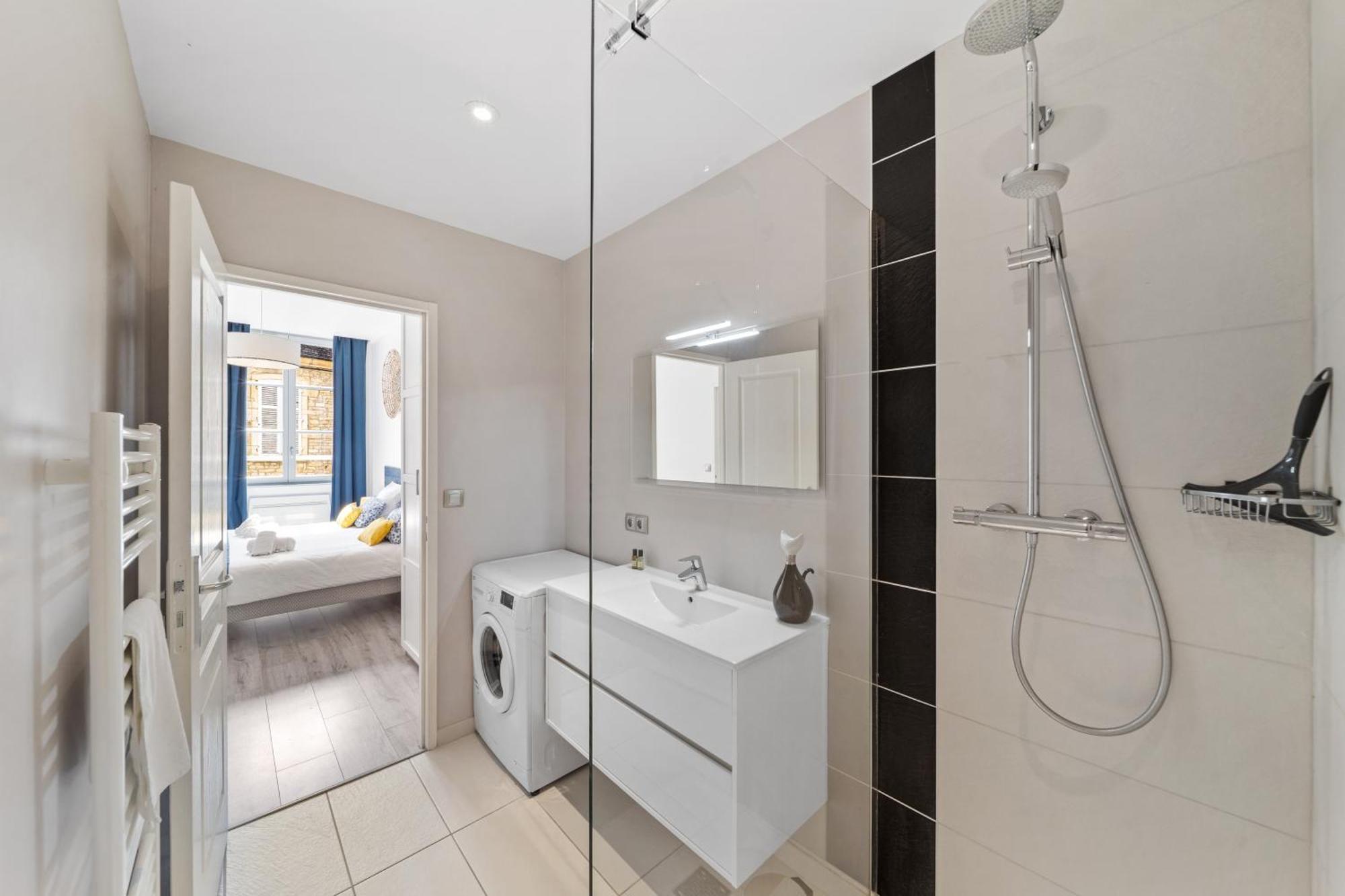 Le Beau Carnot - Appartement En Hypercentre De Beaune المظهر الخارجي الصورة